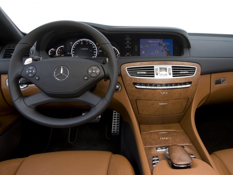  Mercedes-Benz CL65 AMG 2010 года  (фото 8 из 9)